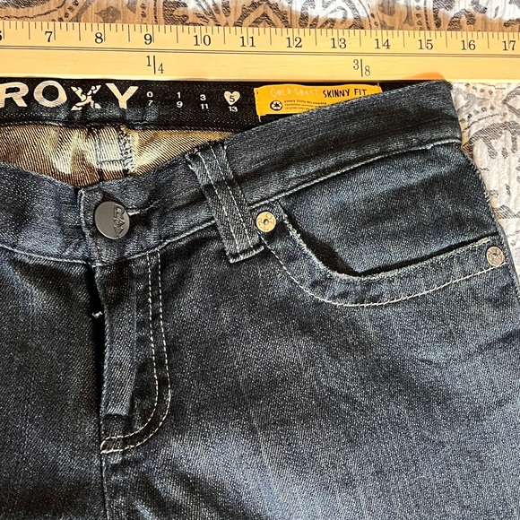 Roxy Low Rise Skinny Fit Dark Blue Jeans sz 5 Long - Picture 6 of 13